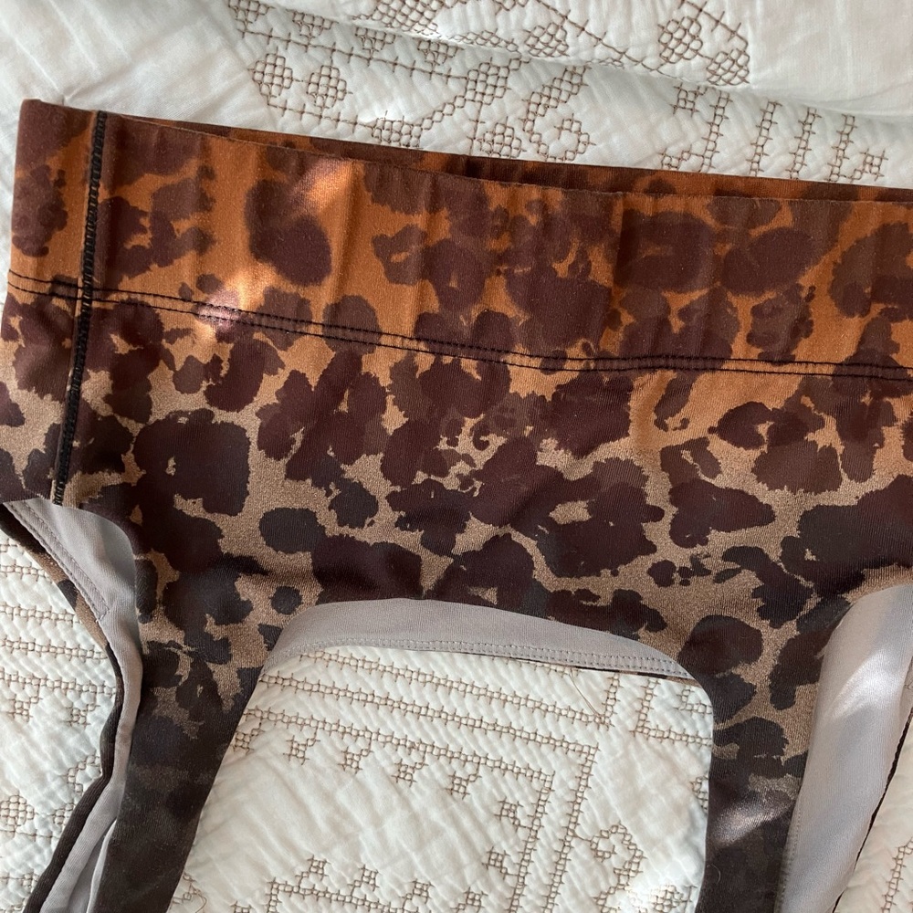 H&M matching activewear set